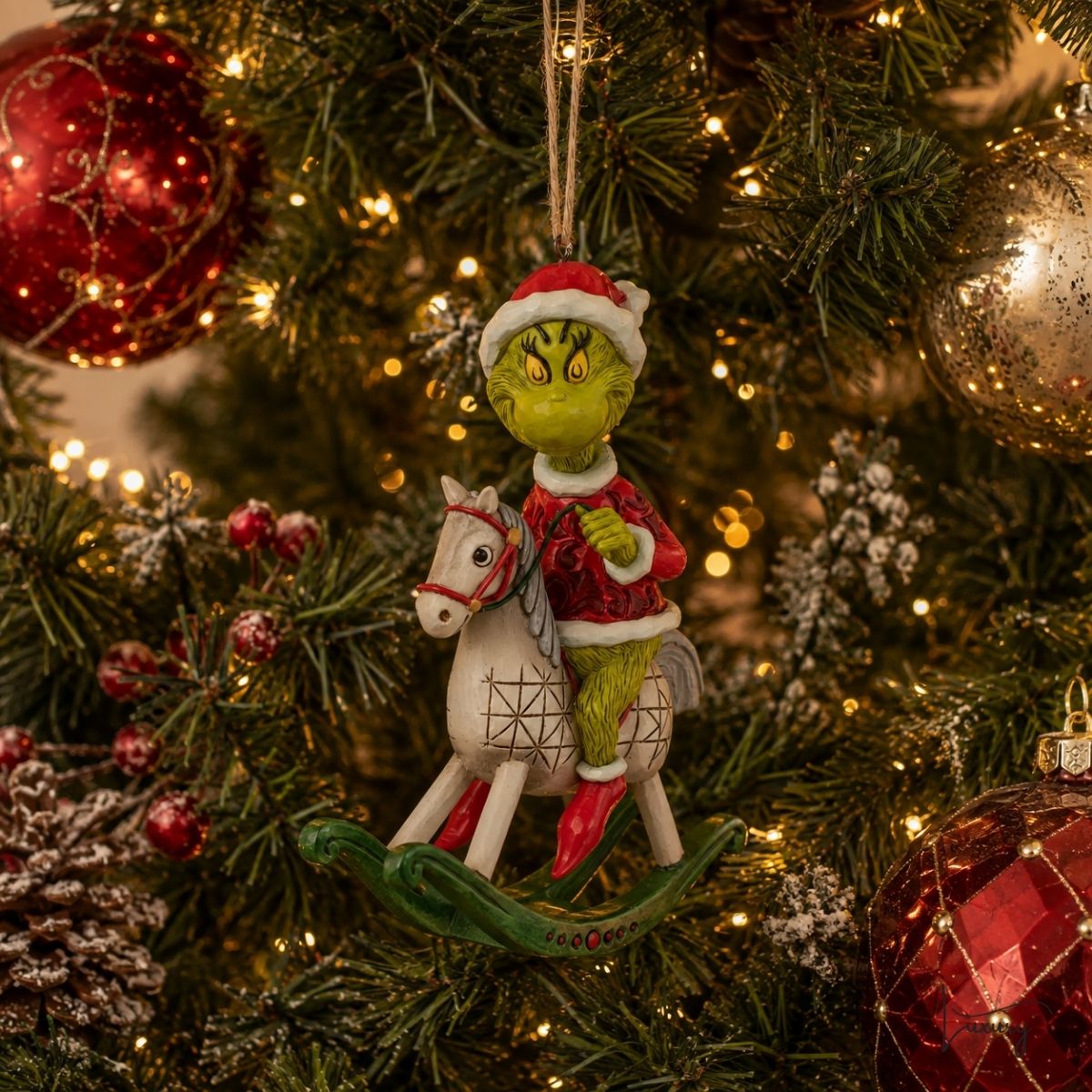 Disney Jim Shore Addobbo Grinch con cavalluccio a dondolo