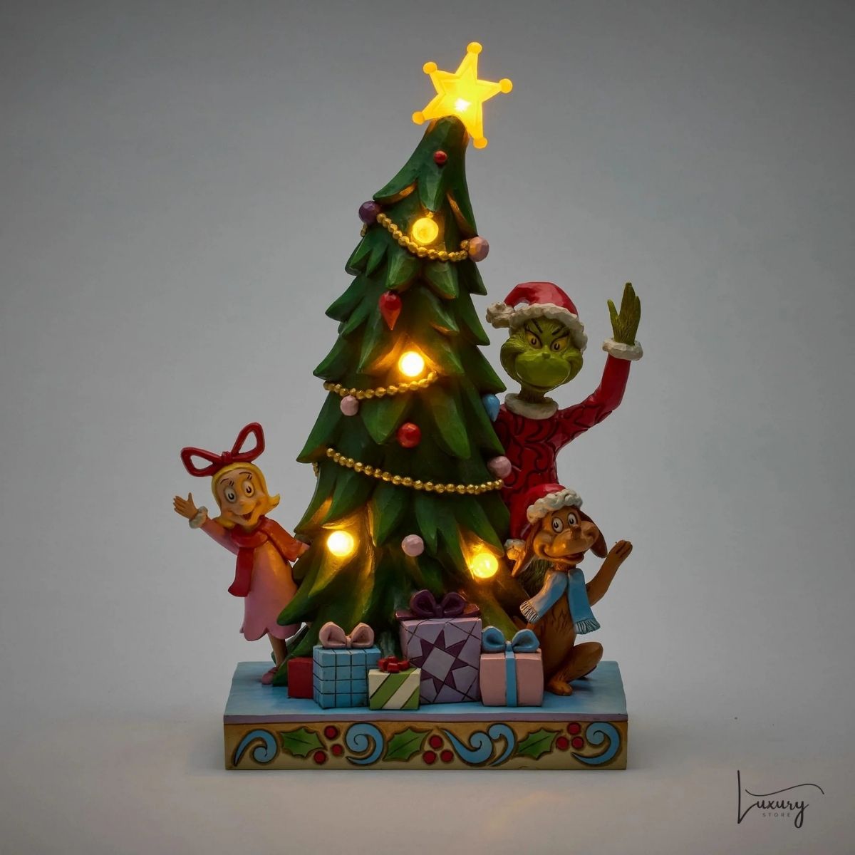 Disney Jim Shore Statuina Grinch, Cindy-Lou e Max con albero di Natale a LED