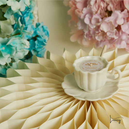 Claraluna Candela in tazzina con piattino