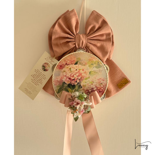 Madame Fiocco' Fiocco con Tamburello H: 30 cm Carezze di primavera