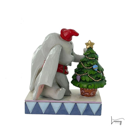 Disney Jim Shore Statuetta Dumbo con Albero di Natale