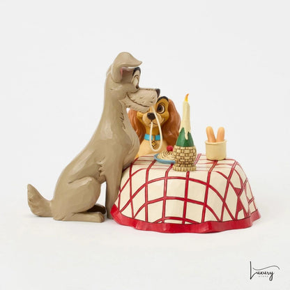 Disney Traditions Figurina Lilli e il Vagabondo– Jim Shore