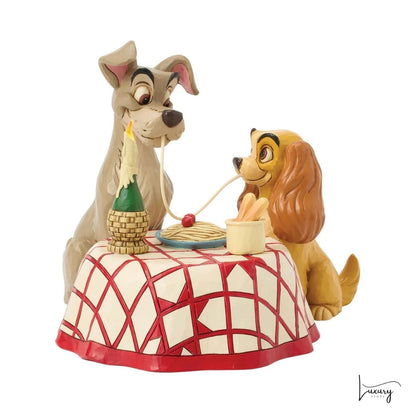 Disney Traditions Figurina Lilli e il Vagabondo– Jim Shore
