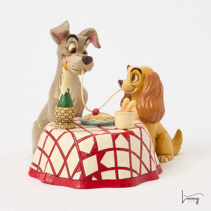 Disney Traditions Figurina Lilli e il Vagabondo– Jim Shore